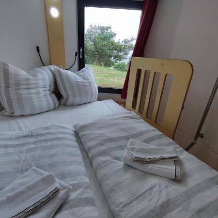 Tiny House Ueckeritz Villa ภายนอก รูปภาพ