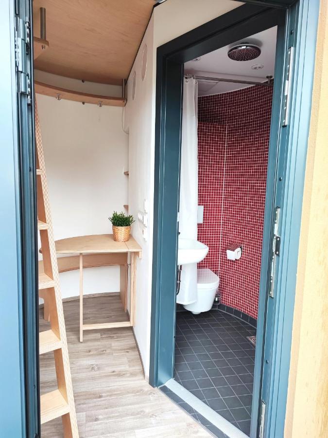 Tiny House Ueckeritz Villa ภายนอก รูปภาพ