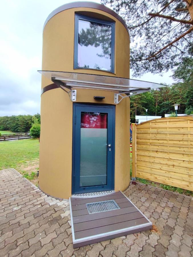 Tiny House Ueckeritz Villa ภายนอก รูปภาพ