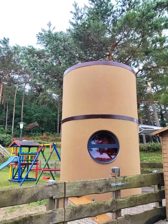 Tiny House Ueckeritz Villa ภายนอก รูปภาพ